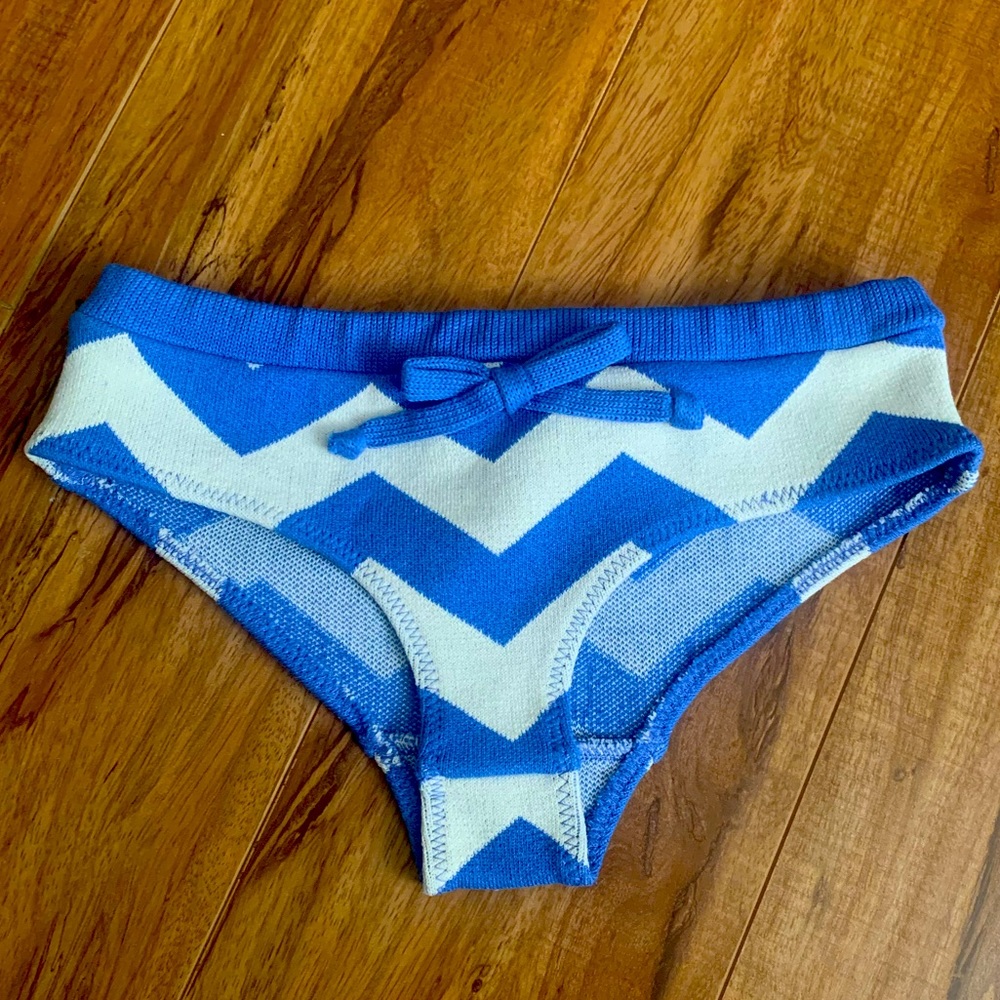 Knit bikini bottom